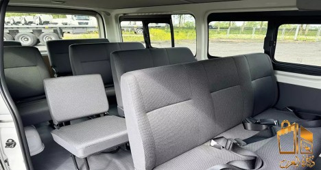 toyota hiace  bus